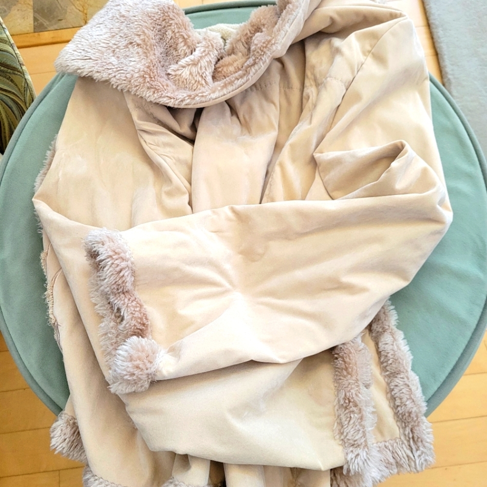 Jacket - Picture 2 of 4